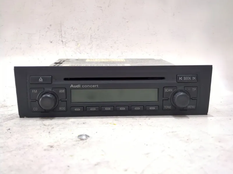 Recambio de sistema audio / radio cd para audi a3 (8p1) 1.9 tdi referencia OEM IAM 8P0035186C  