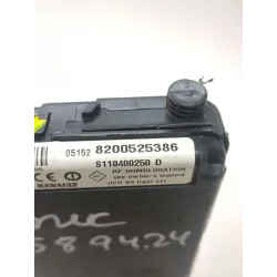 Recambio de uch para renault megan scenic jm 1.5 d 100 cv referencia OEM IAM 8200525386  