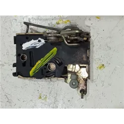 Recambio de cerradura puerta delantera izquierda para peugeot 205 berlina (02.1983) 1.8 diesel referencia OEM IAM CERRADURA  