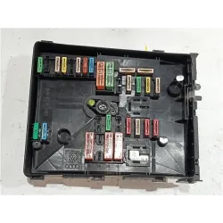 Recambio de caja fusibles/rele para volkswagen golf vi (5k1)(10.2008) 1.6 advance [1,6 ltr. - 77 kw tdi dpf] referencia OEM IAM 