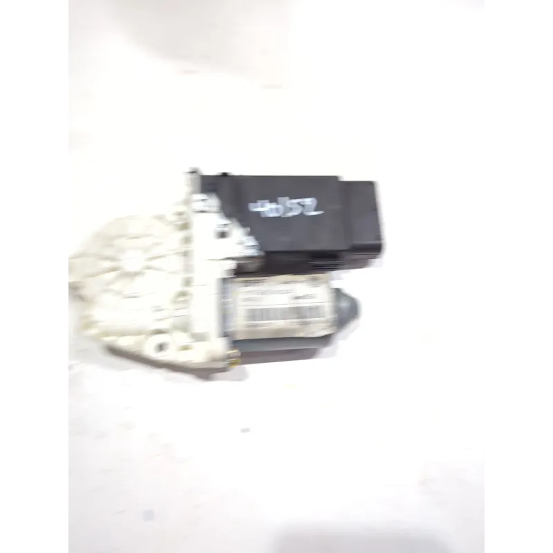 Recambio de motor elevalunas delantero izquierdo para seat toledo ii (1m2) 1.9 tdi referencia OEM IAM 1c1959801a  