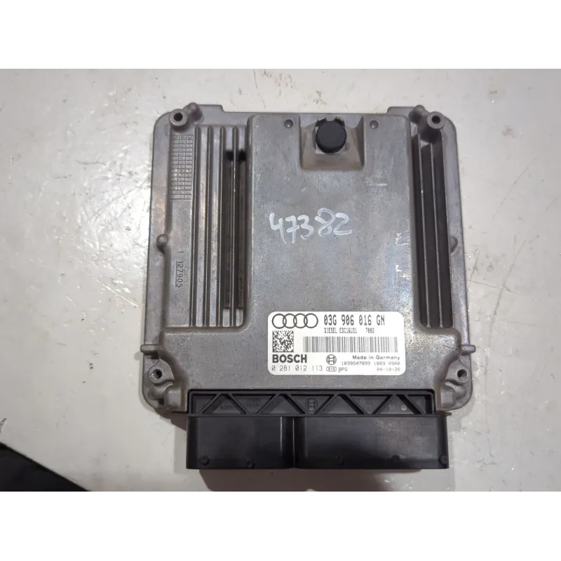Recambio de centralita inyeccion para audi a4 b7 (8ec) 2.0 tdi 16v referencia OEM IAM 0281012113  