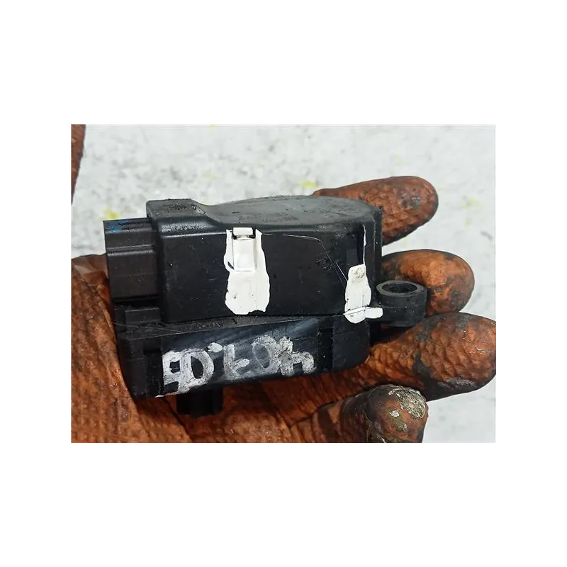 Recambio de motor apertura calefaccion para peugeot 407 hdi 135 referencia OEM IAM 4PUH19E616BB  