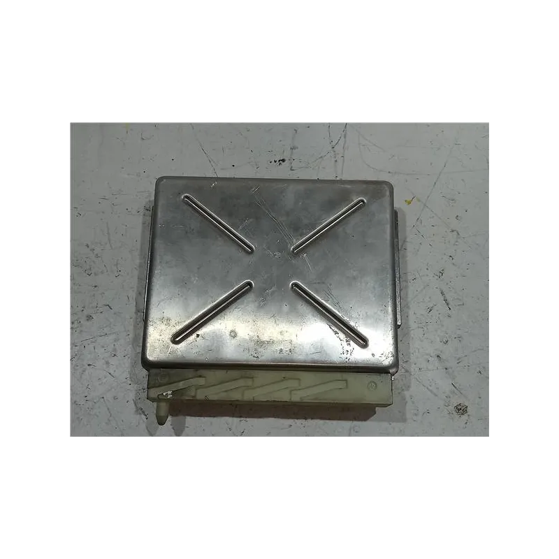 Recambio de centralita inyeccion para volvo xc90 (2002) d5 referencia OEM IAM P09480761  