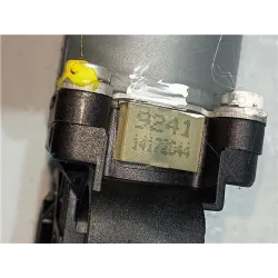 Recambio de motor elevalunas delantero derecho para ford fiesta (cbk)(2002) referencia OEM IAM 0130821939 924114172044  