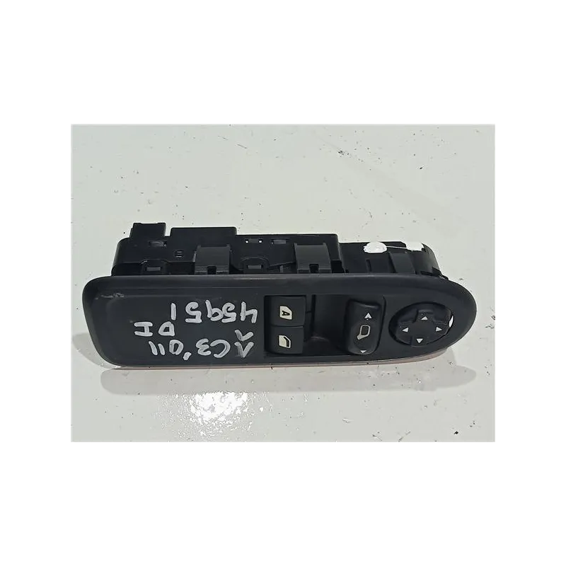 Recambio de botonera puerta delantera izquierda para citroën c3 attraction 16v referencia OEM IAM 96637530XT  