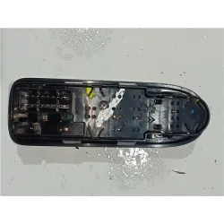 Recambio de botonera puerta delantera izquierda para citroën c3 attraction 16v referencia OEM IAM 96637530XT  