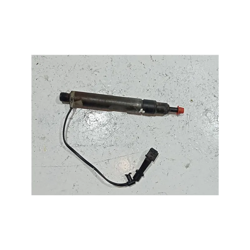Recambio de inyector para seat leon (1p1)(05.2005) tdi 16v referencia OEM IAM 028130201S  