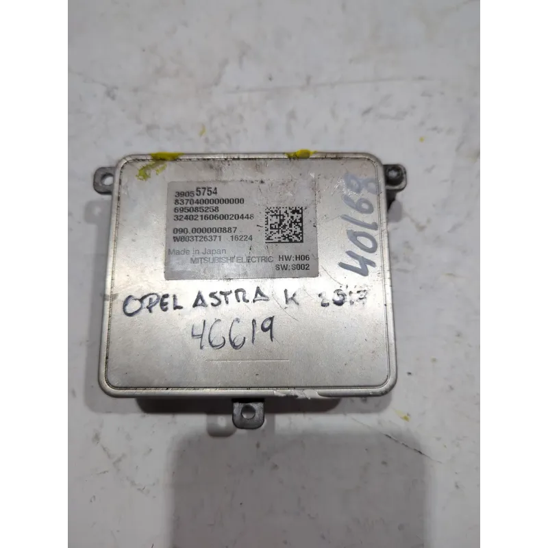 Recambio de centralita faros xenon para opel astra k (b16) 1.6 cdti (68) referencia OEM IAM 39055754  