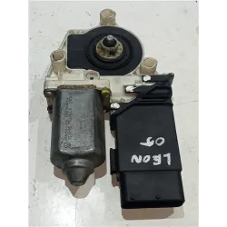 Recambio de motor elevalunas delantero derecho para seat leon (1p1)(05.2005) tdi 16v referencia OEM IAM 9776101434202 F005S00028