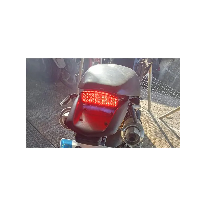 Recambio de piloto trasero para ducati monster 620 monster 620 referencia OEM IAM 50R-000176  