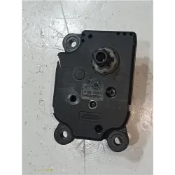 Recambio de motor apertura calefaccion para peugeot 407 hdi 135 referencia OEM IAM P2861001UB41  