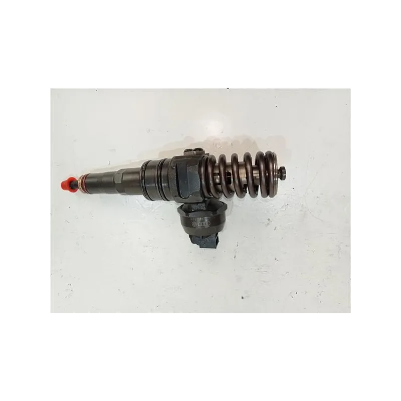 Recambio de inyector para seat ibiza berlina (6j5)(06.2008) 1.9 tdi referencia OEM IAM 038130079TX  