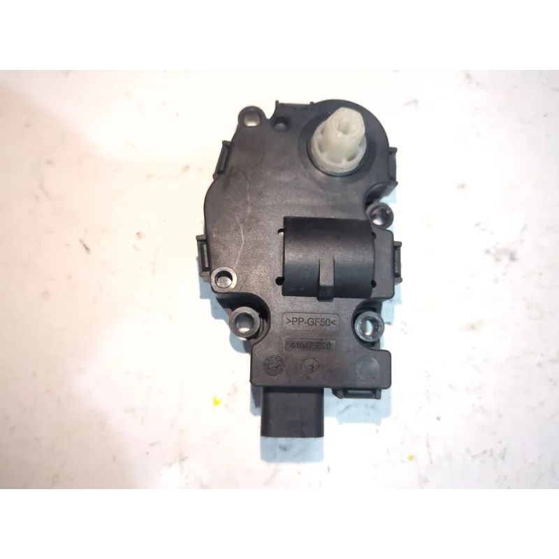 Recambio de motor apertura trampillas climatizador para bmw 3 touring (f31) 318 d referencia OEM IAM 410475520  