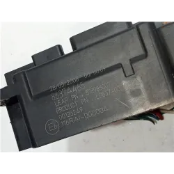 Recambio de caja fusibles/rele para mitsubishi lancer berlina/ familiar (cs0a/w)(2003) referencia OEM IAM 8637A465  