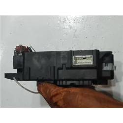 Recambio de caja fusibles/rele para mitsubishi lancer berlina/ familiar (cs0a/w)(2003) referencia OEM IAM 8637A465  