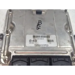 Recambio de centralita inyeccion para volvo v40 familiar (1995) 1.9 di referencia OEM IAM 0281010441  