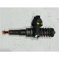 Recambio de inyector para volkswagen golf iv berlina (1j1)(1997) 1.9 tdi referencia OEM IAM 038130073AQ  