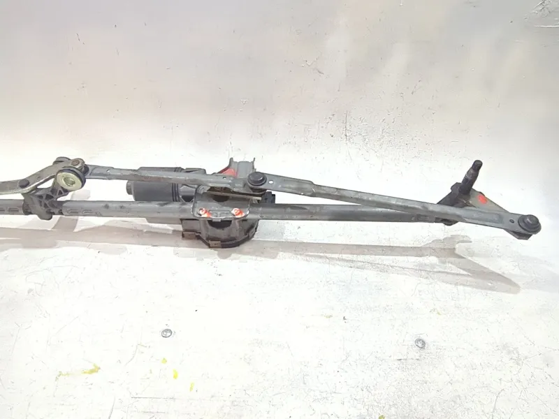 Recambio de motor limpia delantero para peugeot 308 (2007) 1.6 hdi referencia OEM IAM 9684806680 0390241869  