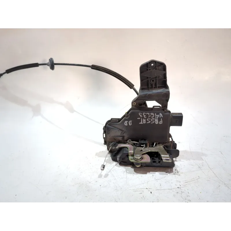 Recambio de cerradura puerta delantera derecha para volkswagen passat variant (3b5)(1997) 1.9 tdi referencia OEM IAM C3B1937016A