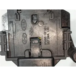 Recambio de mando multifuncion para hyundai i30 (fd)(06.2007) 1.6 crdi referencia OEM IAM 3673MALHD  