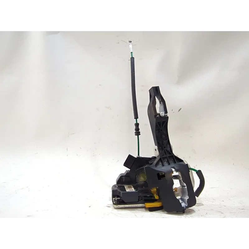 Recambio de cerradura puerta delantera izquierda para hyundai i30 (gd) 1.4 crdi referencia OEM IAM 81310A6000  