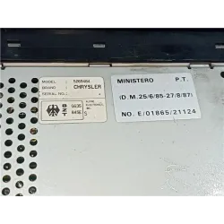Recambio de radio cd para chrysler voyager gs (1996) 2.5 tdic awd referencia OEM IAM P4704345F  