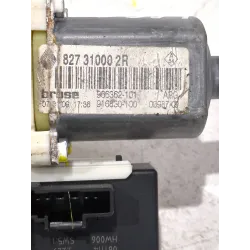 Recambio de motor elevalunas trasero izquierdo para renault megane iii fastback 1.6 16v referencia OEM IAM 0130822330  
