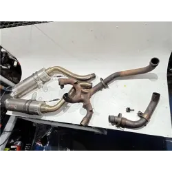 Recambio de escape completo para ducati monster 620 monster 620 referencia OEM IAM ME067 E57 92R 01 TITANIO  