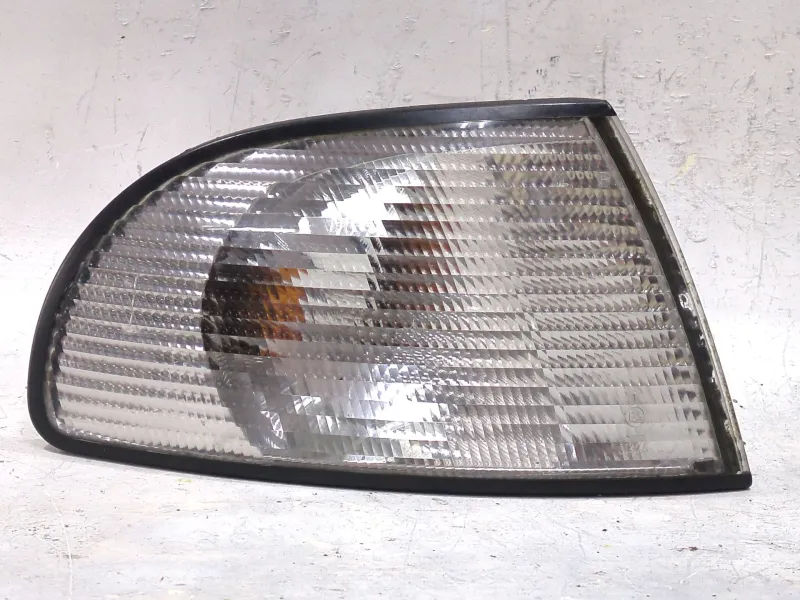 Recambio de piloto delantero derecho para audi a4 b5 (8d2) 1.9 tdi referencia OEM IAM 1315106919  
