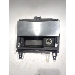 Recambio de cenicero para mercedes-benz clase c (w204) c 200 cdi (204.001) referencia OEM IAM A2046800179  
