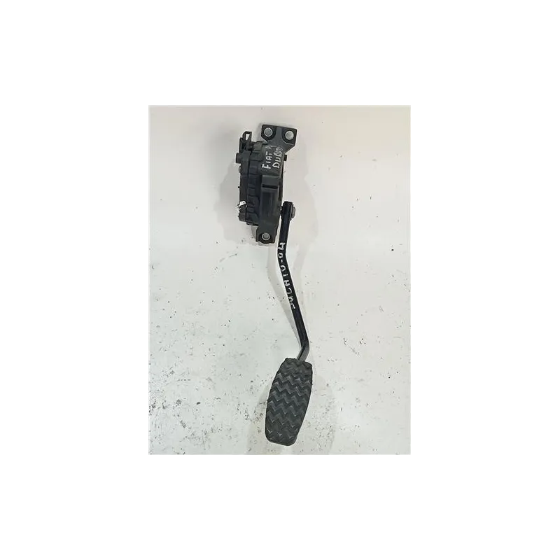 Recambio de potenciometro pedal gas para fiat ducato 3 camión 30 (06.2006) referencia OEM IAM 6PV00824501  