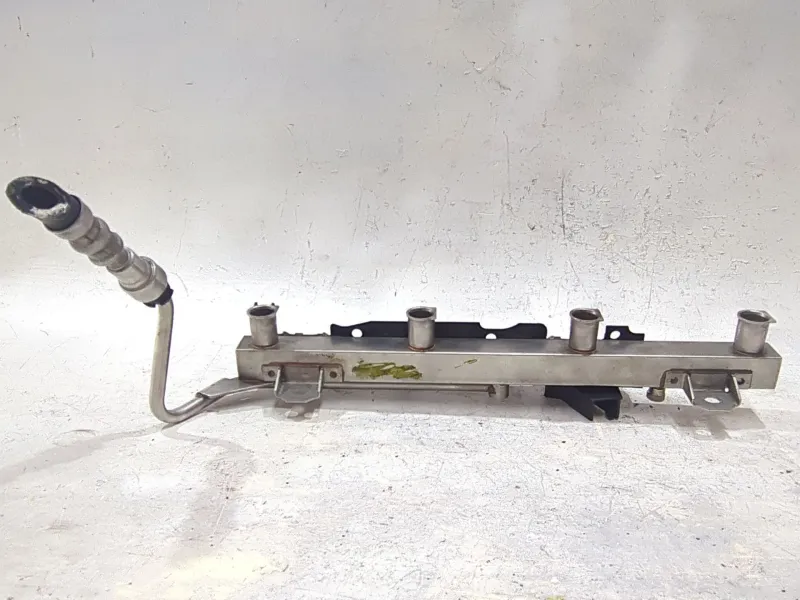Recambio de rampa inyectores para bmw 3 (e90) 320 i referencia OEM IAM 7530420  