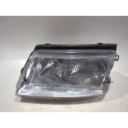 FARO DELANTERO IZQUIERDO 