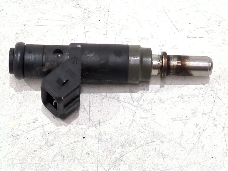 Recambio de inyector para bmw 3 (e90) 320 i referencia OEM IAM 5090A01303  