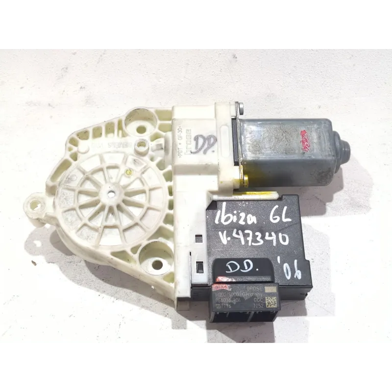 Recambio de motor elevalunas delantero derecho para seat ibiza iii (6l1) 1.4 tdi referencia OEM IAM   
