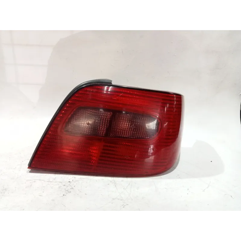 Recambio de piloto trasero derecho para citroën xsara berlina (1997) 2.0 hdi 90 referencia OEM IAM 2534D  