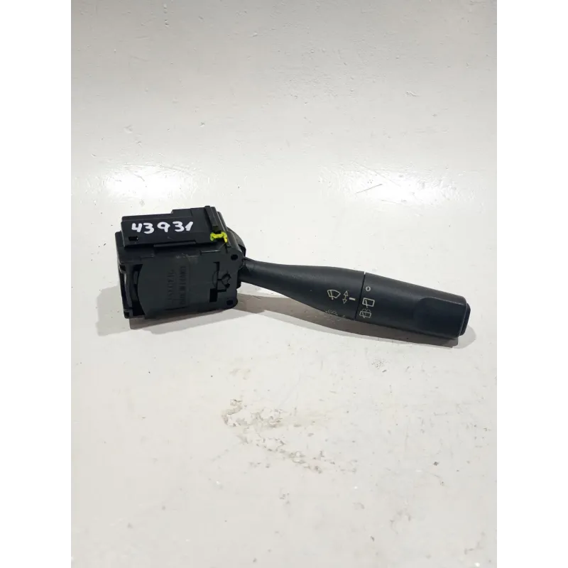 Recambio de mando limpia para peugeot 106 (s1)(08.199103.1996) 1.5 d referencia OEM IAM 33779503  