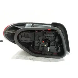 Recambio de piloto trasero derecho para citroën xsara berlina (1997) 2.0 hdi 90 referencia OEM IAM 2534D  