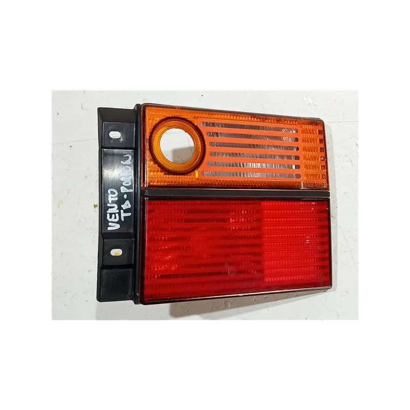 Recambio de piloto trasero derecho para volkswagen vento (1h2)(1991) 1.9 td referencia OEM IAM 084411302R  