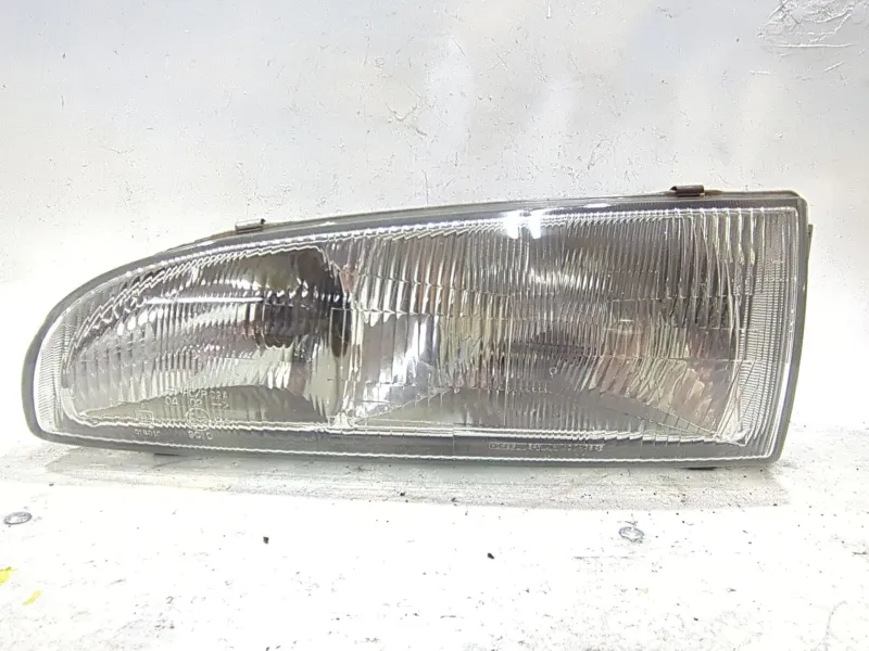 Recambio de faro delantero izquierdo para hyundai h100 furgón 2.5 d referencia OEM IAM 1012895  