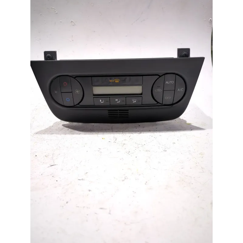 Recambio de mandos climatizador para ford fiesta v van 1.4 tdci referencia OEM IAM 6S6T18C612AE  