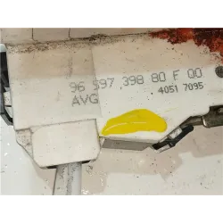 Recambio de cerradura puerta delantera izquierda para peugeot 407 hdi 135 referencia OEM IAM 9659739880F  