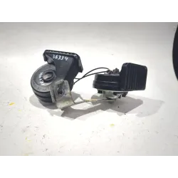 Recambio de bocina para volkswagen polo iv (9n1)(11.2001) 1.4 tdi referencia OEM IAM A046522  