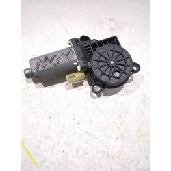 MOTOR ELEVALUNAS DELANTERO DERECHO 0130821939 