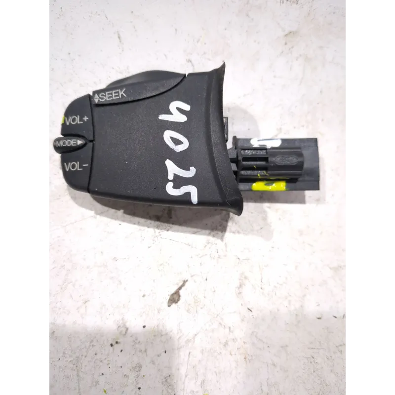 Recambio de mando multifuncion para ford fiesta v van 1.4 tdci referencia OEM IAM 98AB14K147AD  