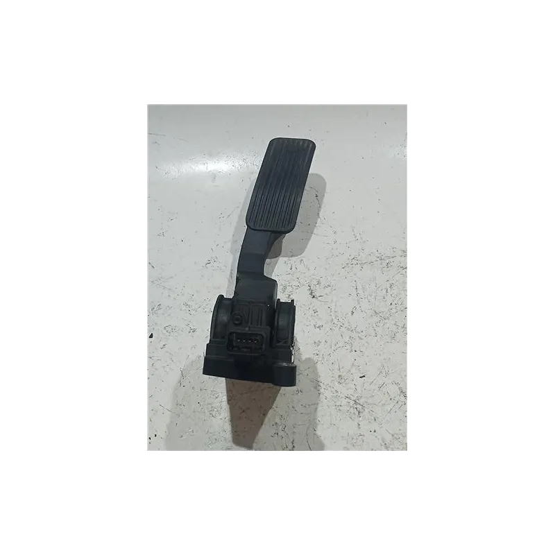 Recambio de potenciometro pedal gas para citroën xsara berlina (1997) 1.9 td referencia OEM IAM 9643473180  
