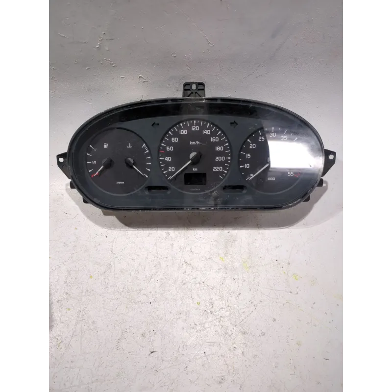 Recambio de cuadro completo para renault megane 1.9 referencia OEM IAM 7700847784  