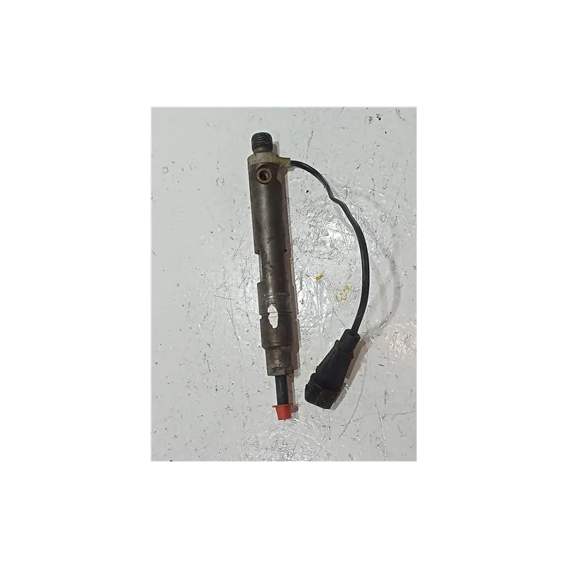 Recambio de inyector para seat ibiza (6k1)(08.1999) 1.4 referencia OEM IAM 028130201J  