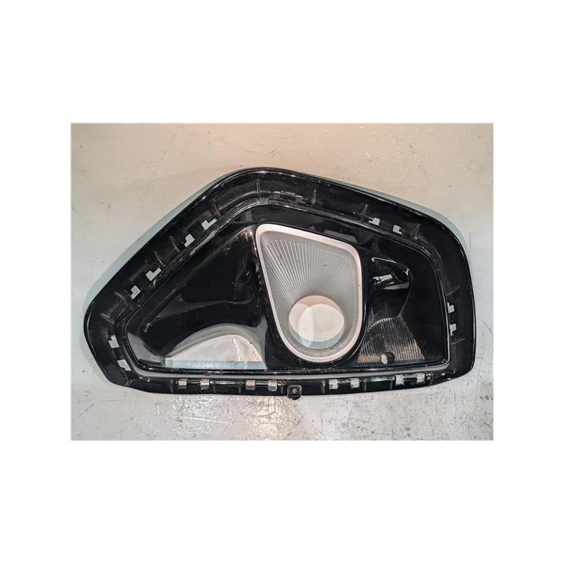 Recambio de rejilla paragolpes delantero izquierdo para kia stonic (ybcuv)(2017) referencia OEM IAM 86525H8410  